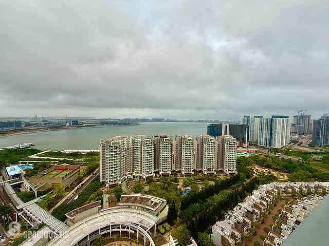 Tung Chung - Coastal Skyline Phase 3 La Rossa 01