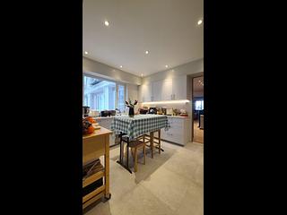 Stubbs Road - Villa Monte Rosa 04