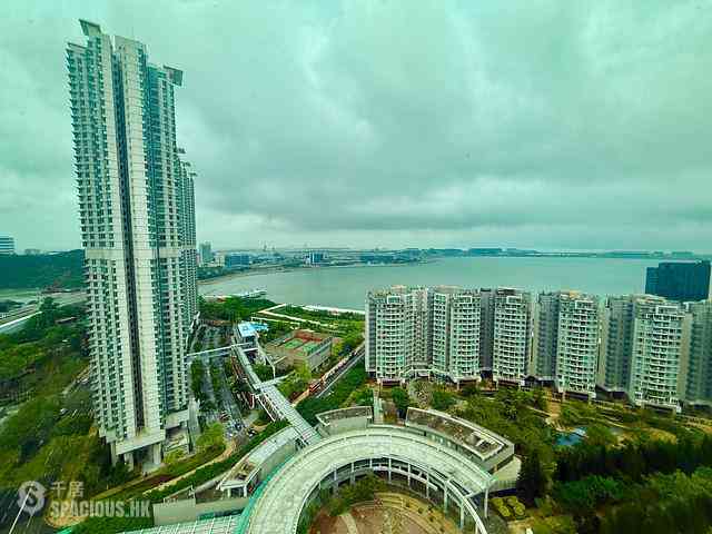 Tung Chung - Coastal Skyline Phase 3 La Rossa 13