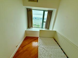 Tung Chung - Coastal Skyline Phase 3 La Rossa 15