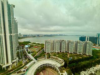 Tung Chung - Coastal Skyline Phase 3 La Rossa 16