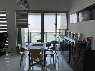 Tung Chung - Coastal Skyline Phase 3 La Rossa 03
