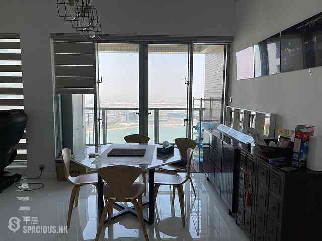 Tung Chung - Coastal Skyline Phase 3 La Rossa 03
