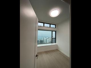 Tung Chung - Coastal Skyline Phase 3 La Rossa 07