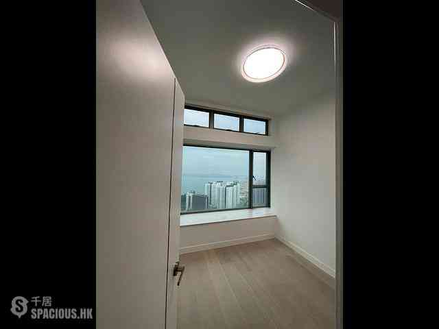 Tung Chung - Coastal Skyline Phase 3 La Rossa 07