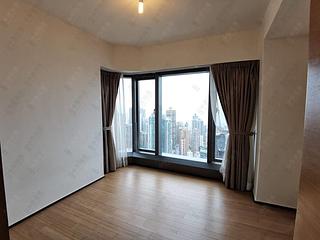 Mid Levels Central - Arezzo 11