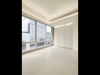 Wan Chai - Convention Plaza Apartments 10
