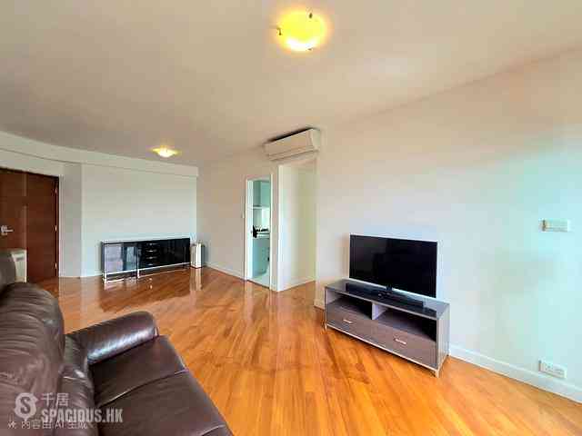 Tung Chung - Coastal Skyline Phase 3 La Rossa Block B (Block 8) 04