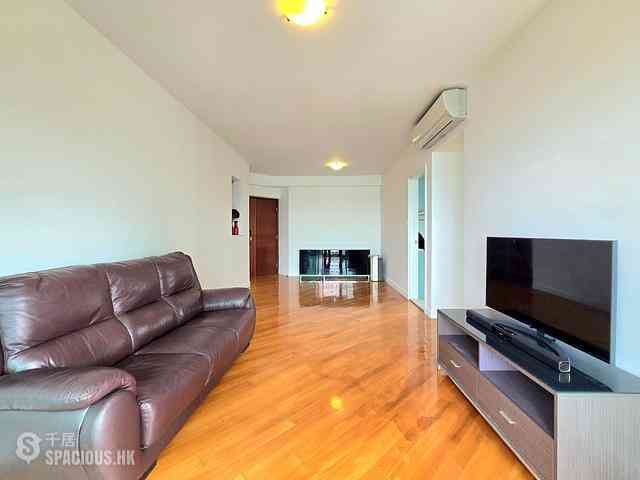 Tung Chung - Coastal Skyline Phase 3 La Rossa Block B (Block 8) 03