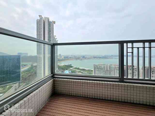 Tung Chung - Coastal Skyline Phase 3 La Rossa Block B (Block 8) 05