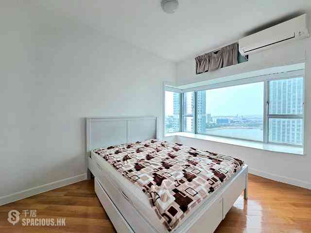 Tung Chung - Coastal Skyline Phase 3 La Rossa Block B (Block 8) 13