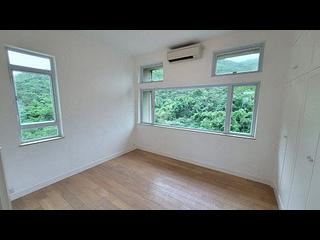 Stanley - Faber Court 03
