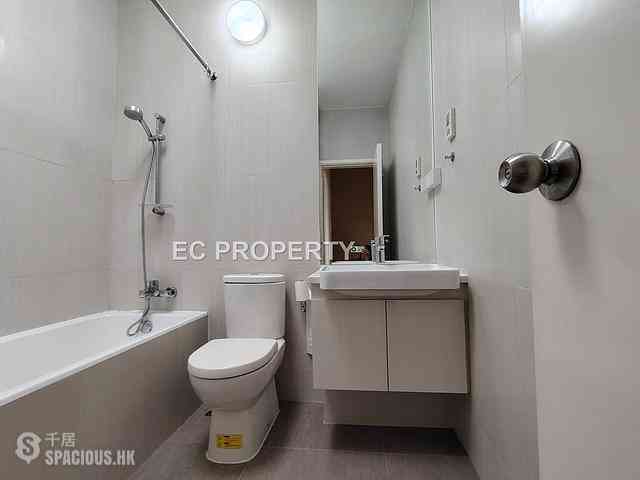 Chung Hom Kok - 30, Cape Road 07