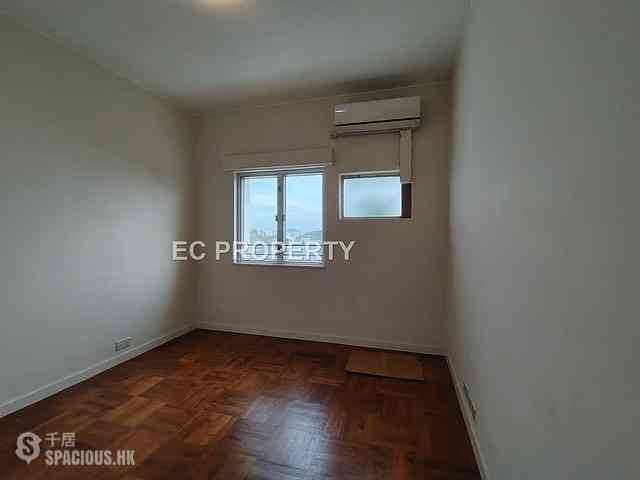 Chung Hom Kok - 30, Cape Road 09
