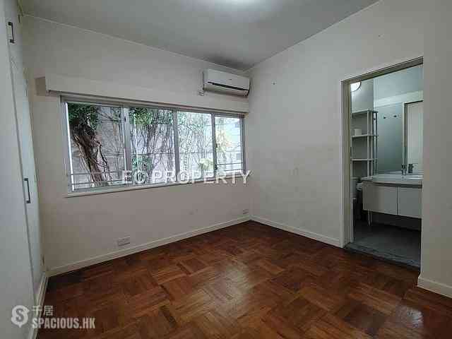 Chung Hom Kok - 30, Cape Road 06