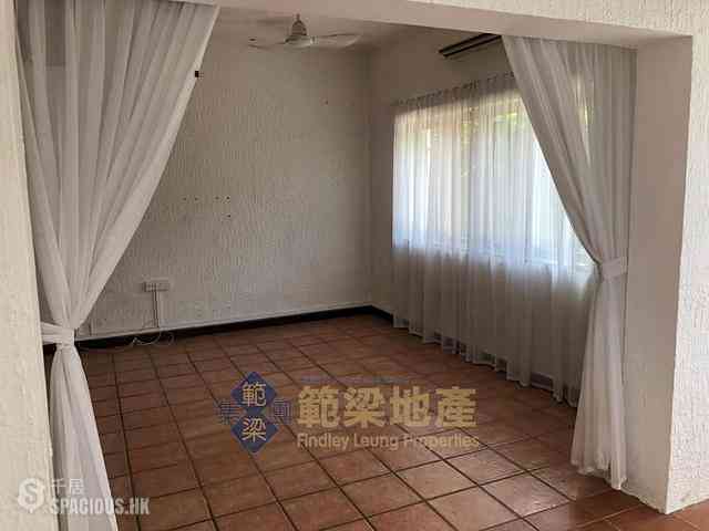 South Lantau - Tong Fuk 18