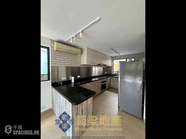 South Lantau - Tong Fuk 13