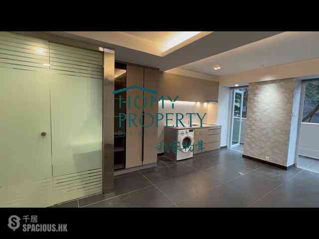 Sai Ying Pun - Wah Fai Court 04