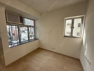 Soho - Ying Pont Building 06