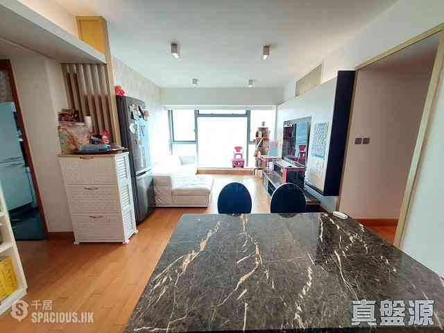 West Kowloon - The Harbourside Block 1 04