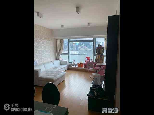 West Kowloon - The Harbourside Block 1 03