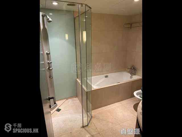 West Kowloon - The Harbourside Block 1 12