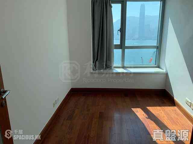 West Kowloon - The Harbourside Block 1 06