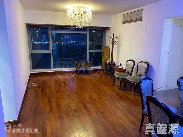 West Kowloon - The Harbourside Block 1 04