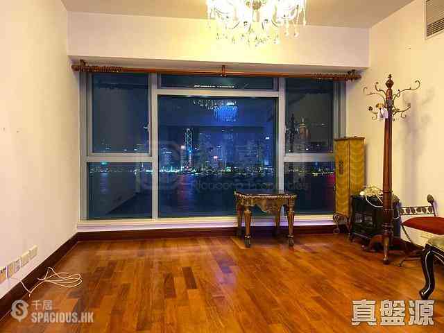 West Kowloon - The Harbourside Block 1 02