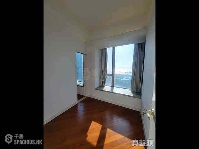 West Kowloon - The Harbourside Block 3 13