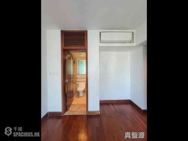 West Kowloon - The Harbourside Block 3 12