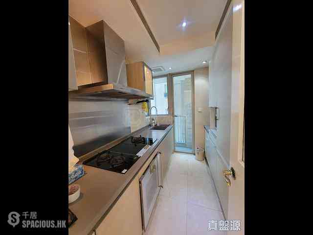 West Kowloon - The Harbourside Block 3 17