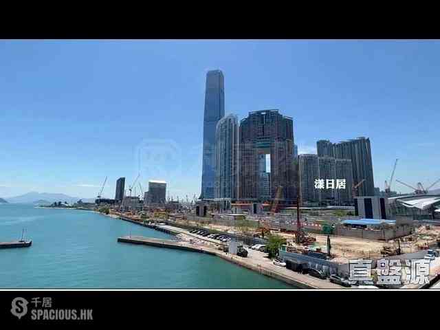 West Kowloon - The Waterfront Phase 1 Block 2 01