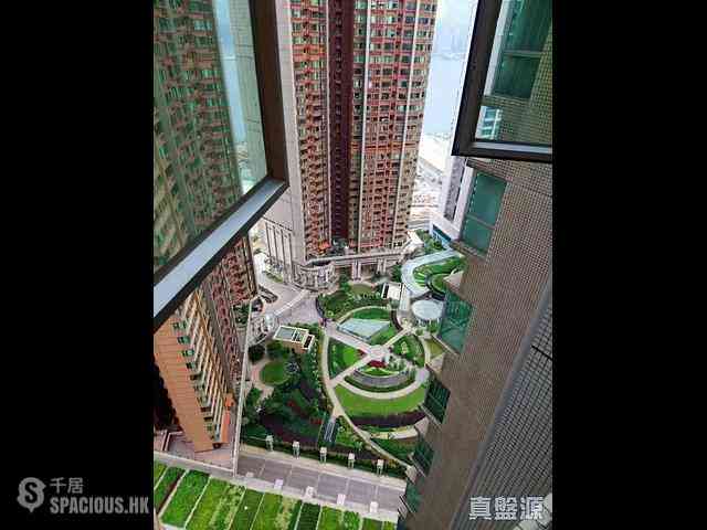 West Kowloon - The Waterfront Phase 1 Block 2 02