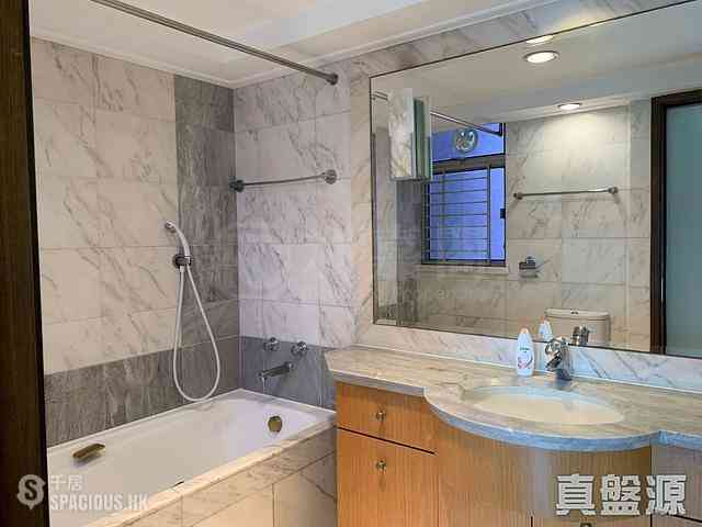 West Kowloon - The Waterfront Phase 2 Block 6 22