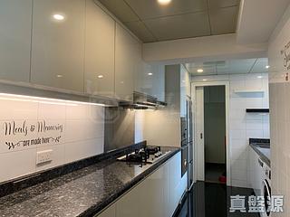 West Kowloon - The Waterfront Phase 2 Block 6 18