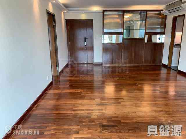 West Kowloon - The Waterfront Phase 2 Block 6 09