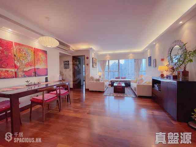 West Kowloon - The Waterfront Phase 2 Block 6 01