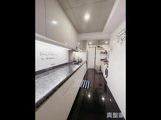 West Kowloon - The Waterfront Phase 2 Block 6 17