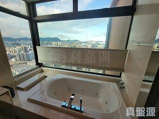 West Kowloon - The Arch Star Tower (Block 2) 21