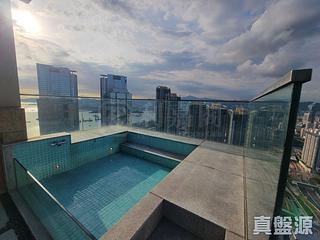West Kowloon - The Arch Star Tower (Block 2) 08