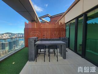 West Kowloon - The Arch Star Tower (Block 2) 10