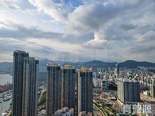 West Kowloon - The Arch Star Tower (Block 2) 22