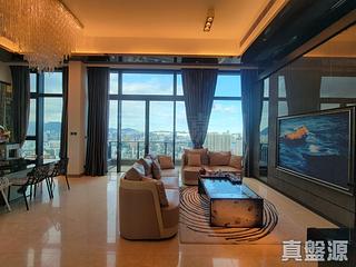 West Kowloon - The Arch Star Tower (Block 2) 13