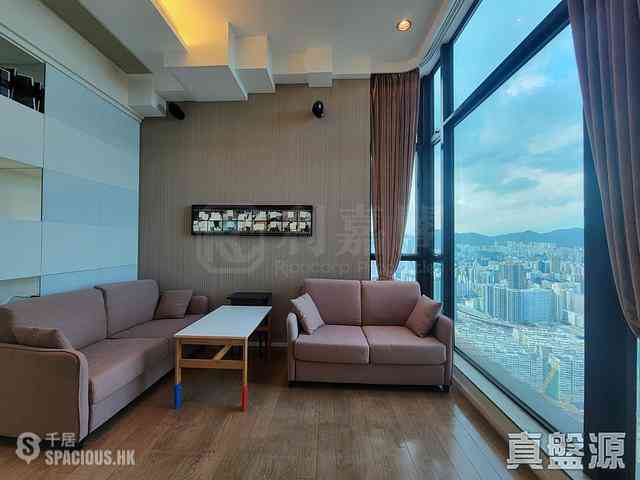 West Kowloon - The Arch Star Tower (Block 2) 14