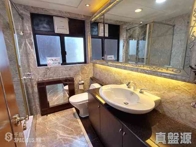 West Kowloon - The Arch Moon Tower (Block 2A) 15