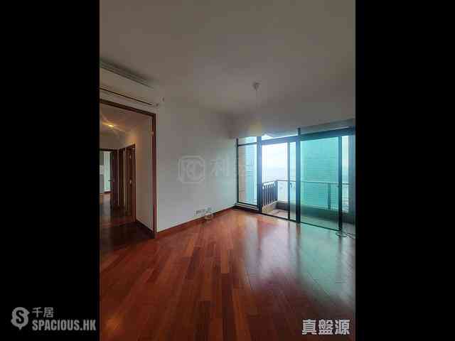 West Kowloon - The Arch Moon Tower (Block 2A) 03