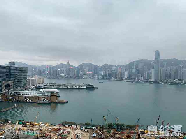 West Kowloon - The Arch Sky Tower (Block 1) 01