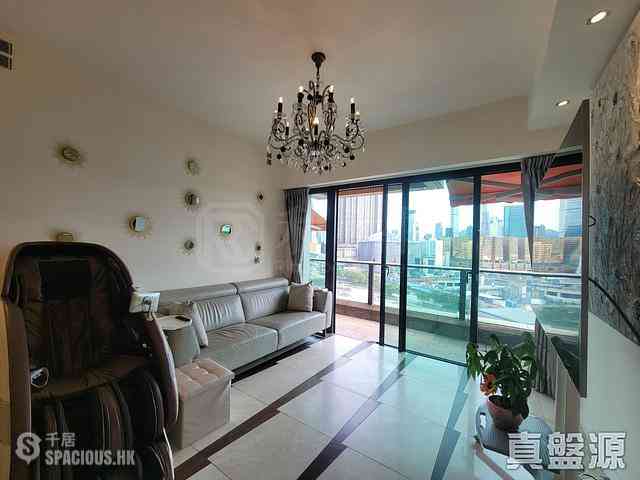 West Kowloon - The Arch Moon Tower (Block 2A) 04