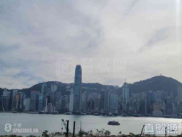 West Kowloon - The Arch Moon Tower (Block 2A) 01
